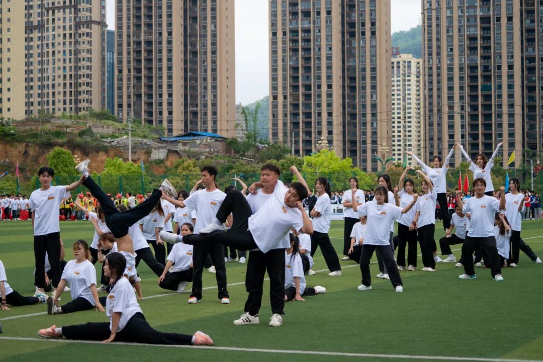 青春逢盛会 击鼓又催征丨贵州工程职业学院第九届田径运动会开幕(图16)