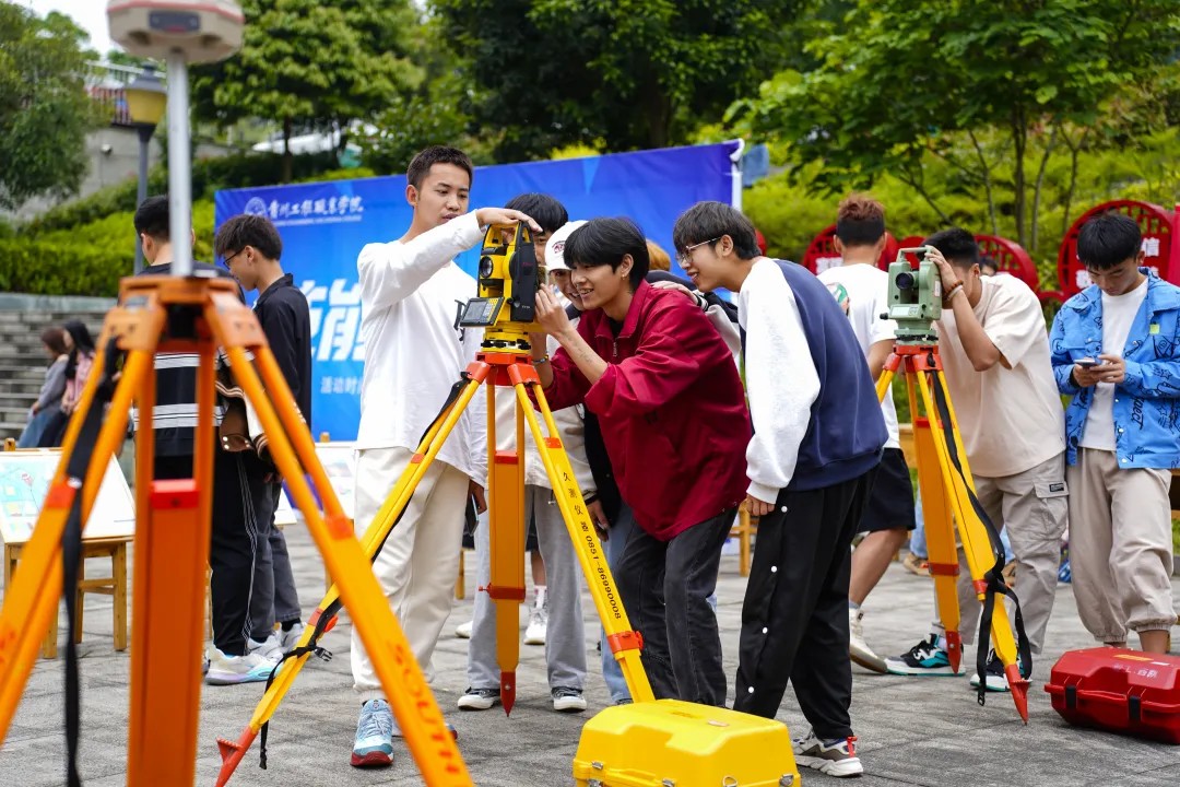 贵州工程职业学院：坚守初心做有温度的教育(图2)